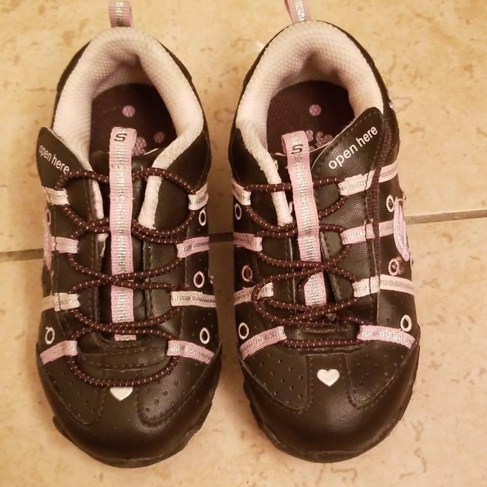 Skechers girl shoes